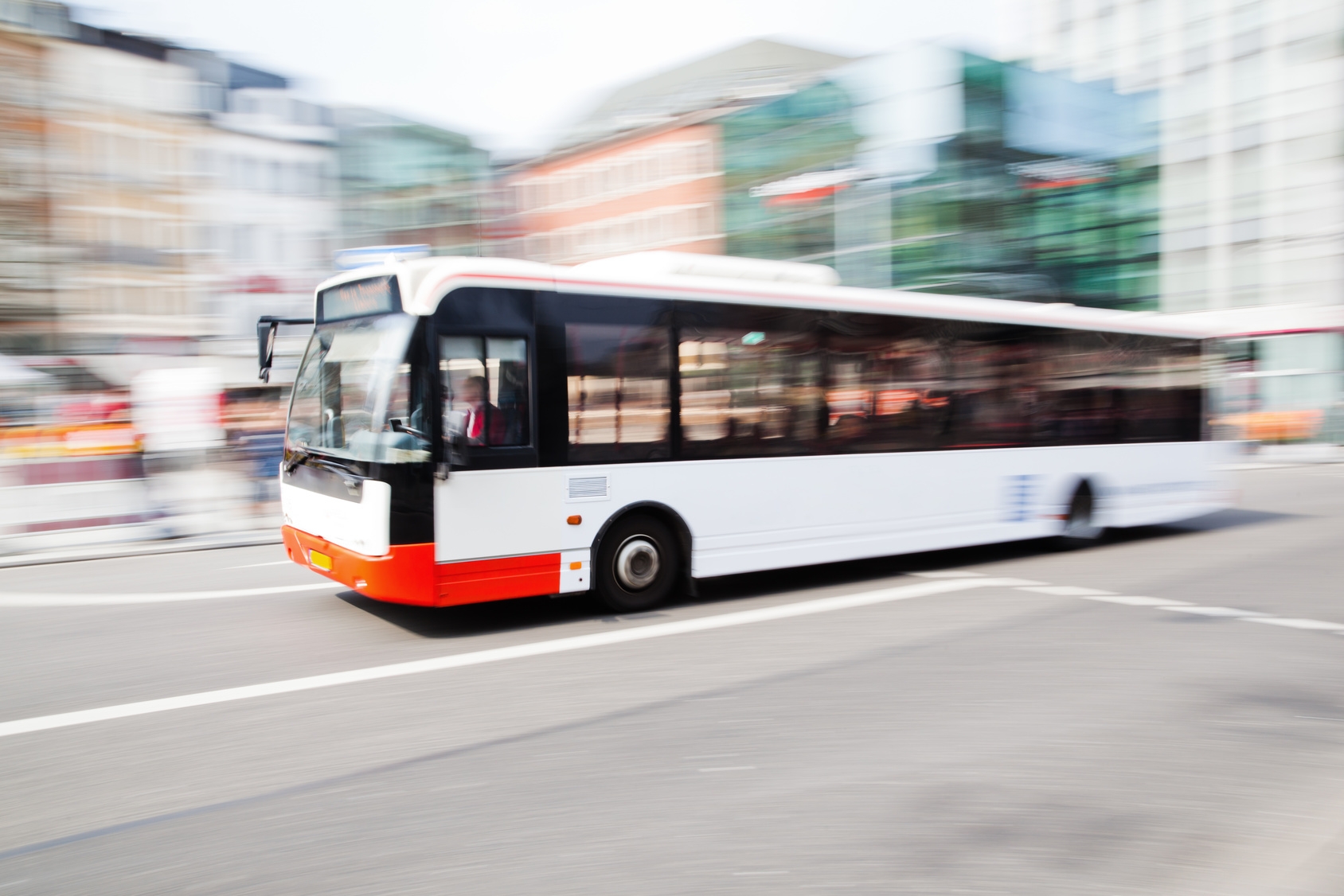 Fahrender Bus Fahrender Bus