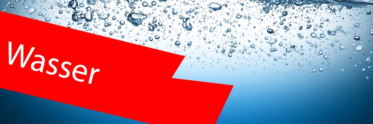 Wasser. Im Vordergrund ein roter Balken mit der Aufschrift "Wasser". Wasser. Im Vordergrund ein roter Balken mit der Aufschrift "Wasser".
